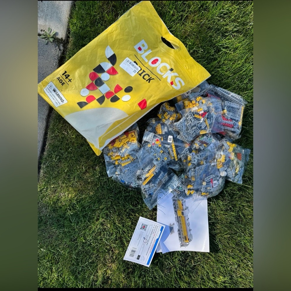 Building bricks blocks legos